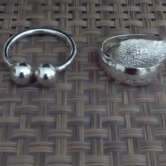 Jewelry - 2 silver rings (Sterling silver 925)